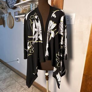 Frank Lyman design open waterfall cardigan size 8 floral tropical print black wh
